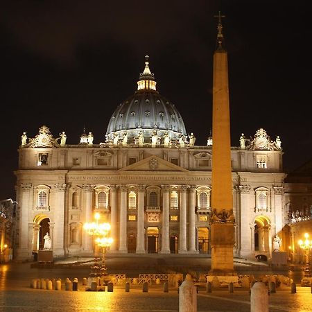 Elegant Apartment Near The Vatican And Piazza Navona Rome Buitenkant foto